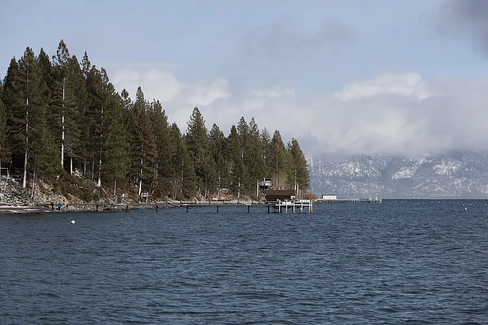 The shoreline at Dollar Point.